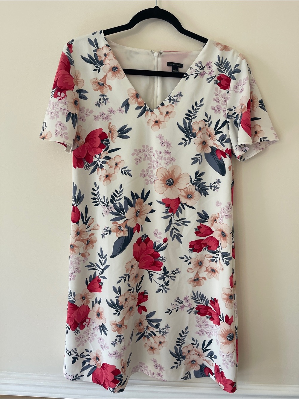 Ann Taylor White Floral V-Neck Dress with Pink & Red Blooms